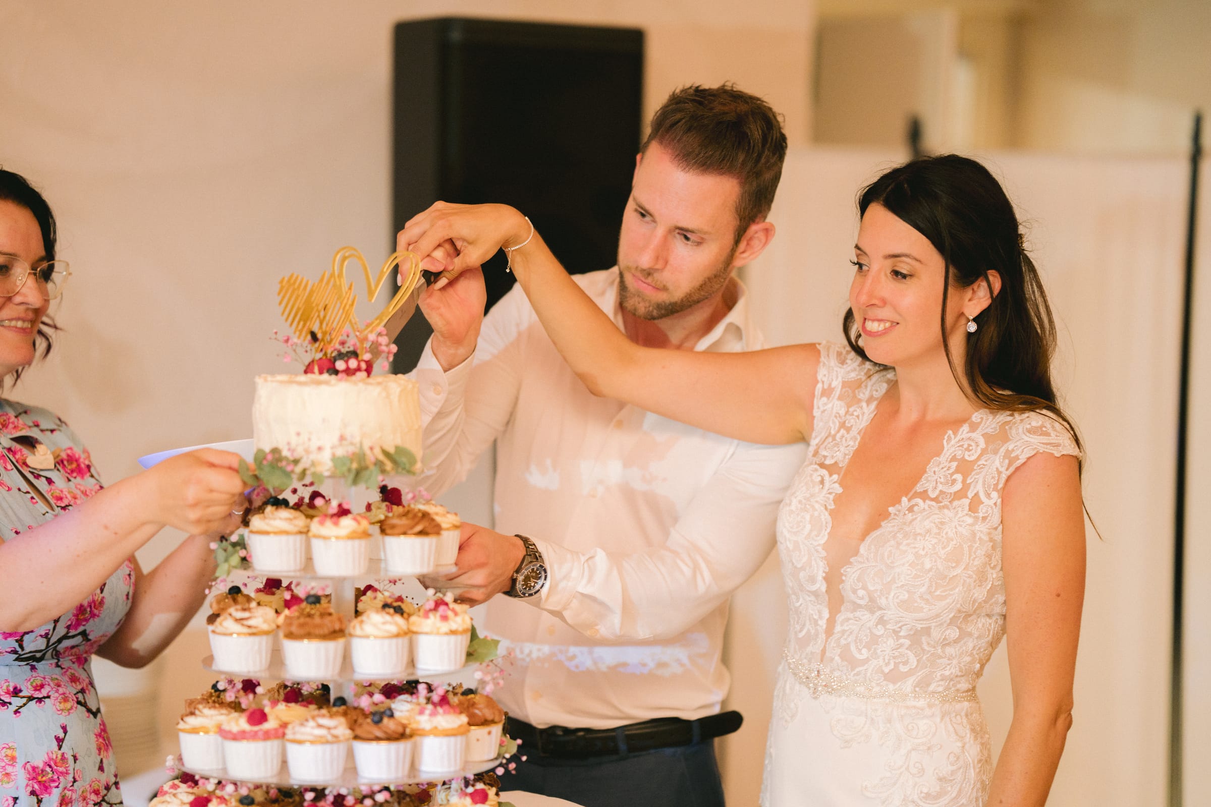 Handgemachte Cupcakes statt Hochzeitstorte – Hochzeit von Tanja & Thomas im Schloss Maienfeld