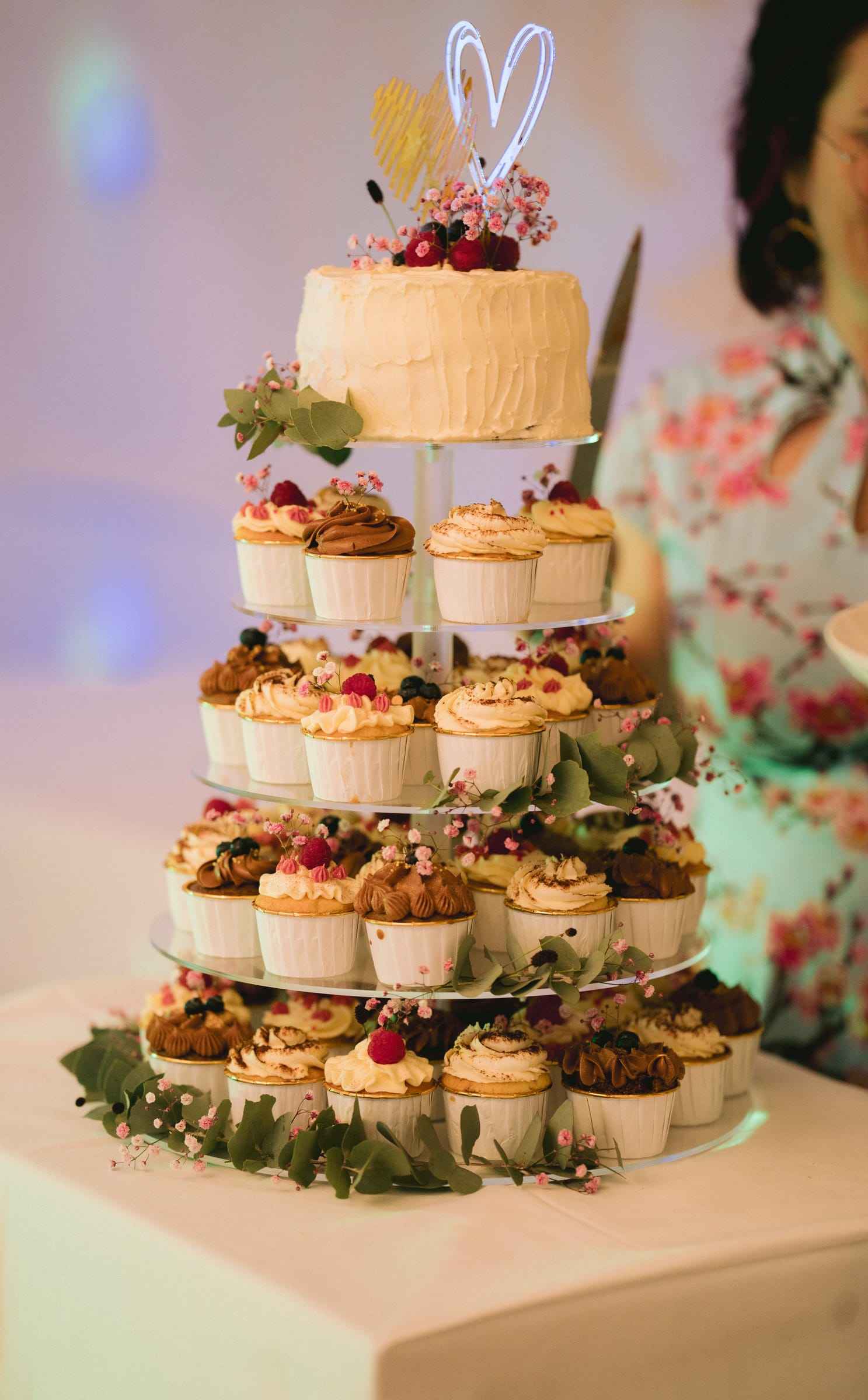 Handgemachte Cupcakes statt Hochzeitstorte – Hochzeit von Tanja & Thomas im Schloss Maienfeld