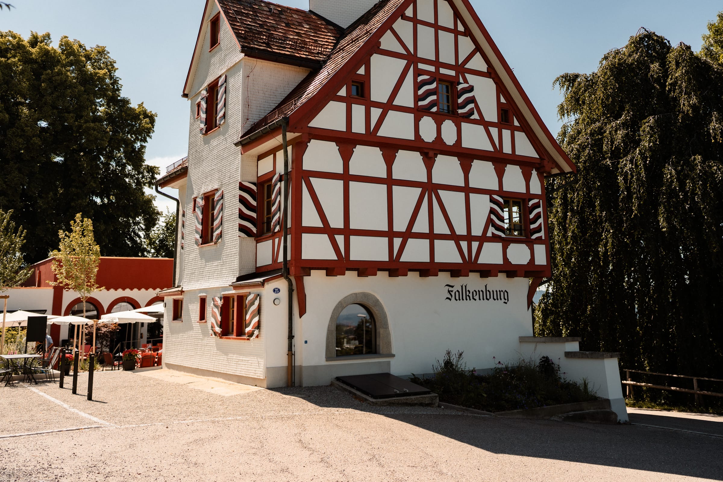 Sektempfang im Restaurant Falkenburg über St. Gallen